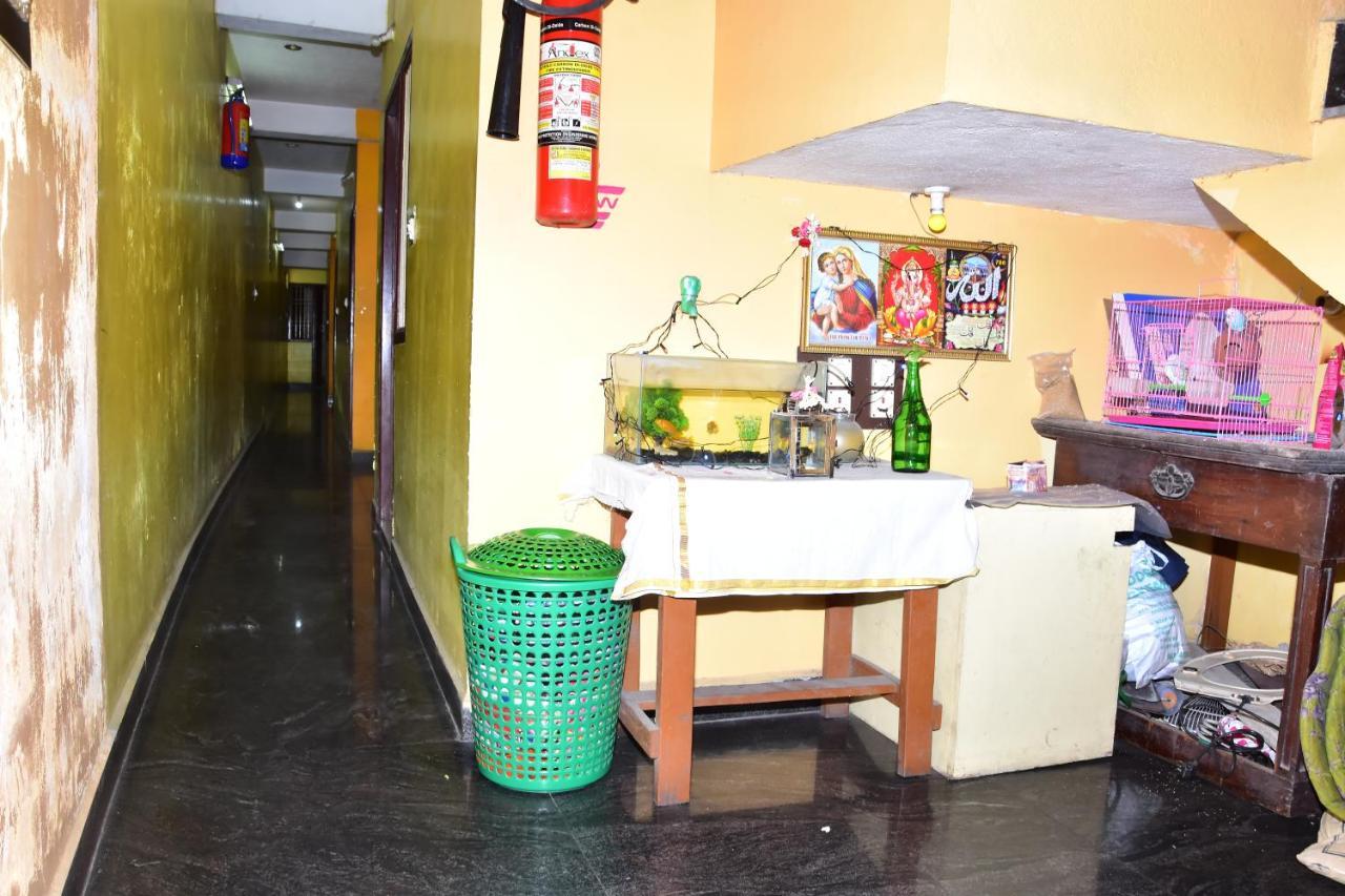 Sri Krishna Guest House Pondicherry Exterior photo