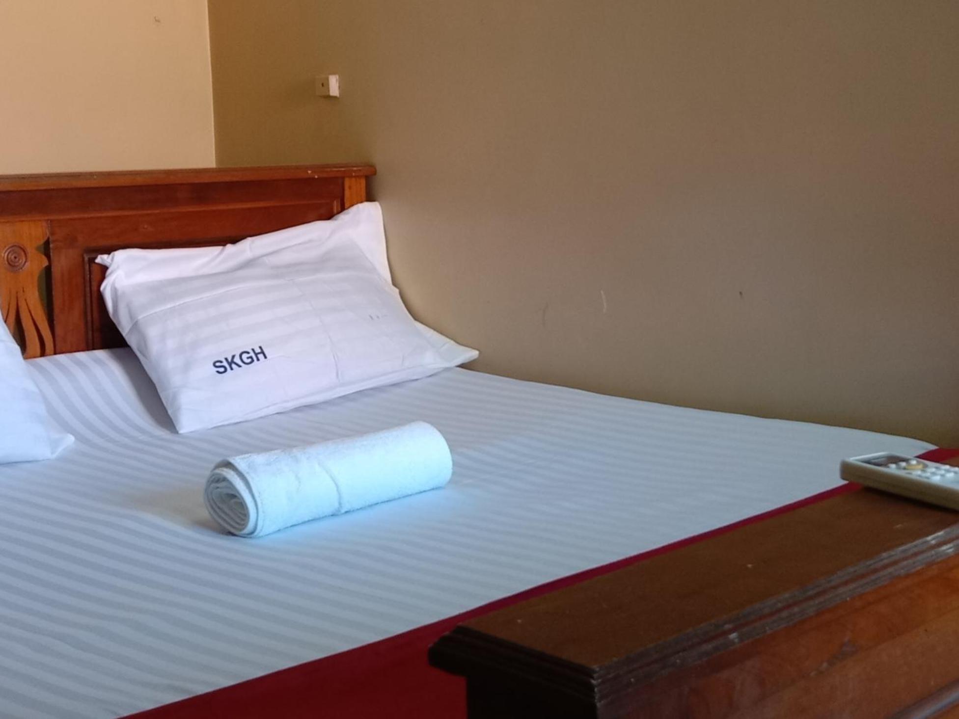 Sri Krishna Guest House Pondicherry Room photo